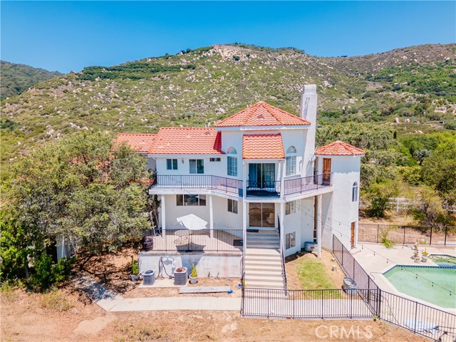 Detail Gallery Image 4 of 45 For 19605 Carancho Road, Temecula,  CA 92590 - 4 Beds | 2/2 Baths