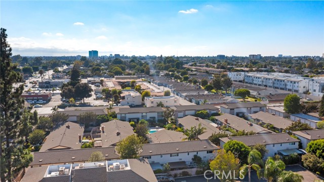 Detail Gallery Image 32 of 37 For 479 E 1st, Tustin,  CA 92780 - 2 Beds | 1/1 Baths