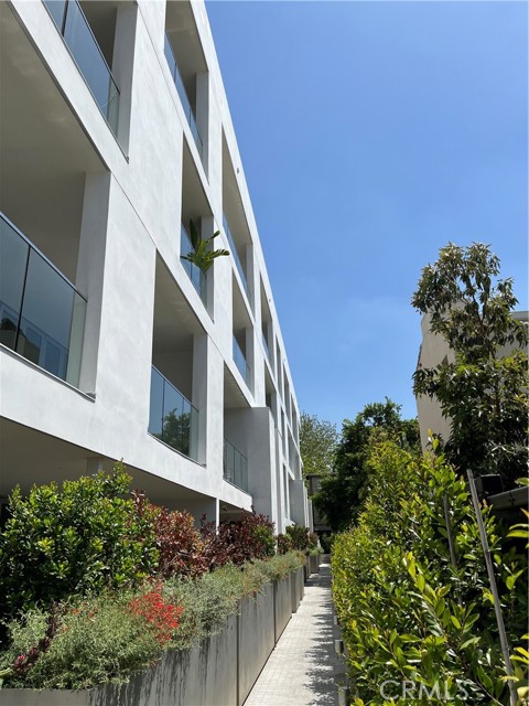 Detail Gallery Image 23 of 27 For 838 N Kings Rd #106,  West Hollywood,  CA 90069 - 1 Beds | 1/1 Baths