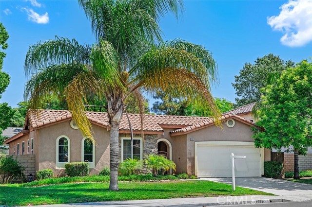 35051 Via Santa Catalina, Winchester CA: https://media.crmls.org/medias/fcba2735-b921-415f-8fff-e8d767e0306d.jpg