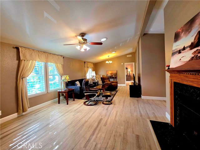 Detail Gallery Image 5 of 47 For 46041 Road 415 #169,  Coarsegold,  CA 93614 - 3 Beds | 2 Baths