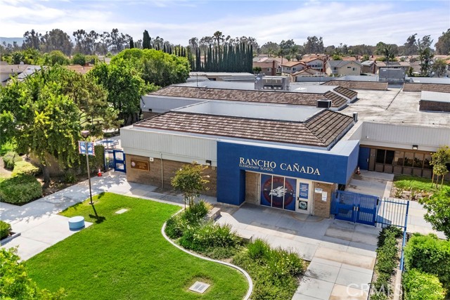 21802 Bass Lake Circle, Lake Forest CA: https://media.crmls.org/medias/fcbba318-a310-4f4e-b3d3-03994f4e5039.jpg