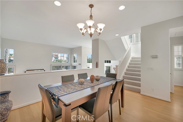 Detail Gallery Image 15 of 48 For 19328 Surfwave Dr, Huntington Beach,  CA 92648 - 3 Beds | 2/1 Baths