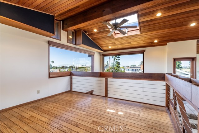 Detail Gallery Image 21 of 78 For 2405 Tustin Ave, Costa Mesa,  CA 92627 - 5 Beds | 4/1 Baths
