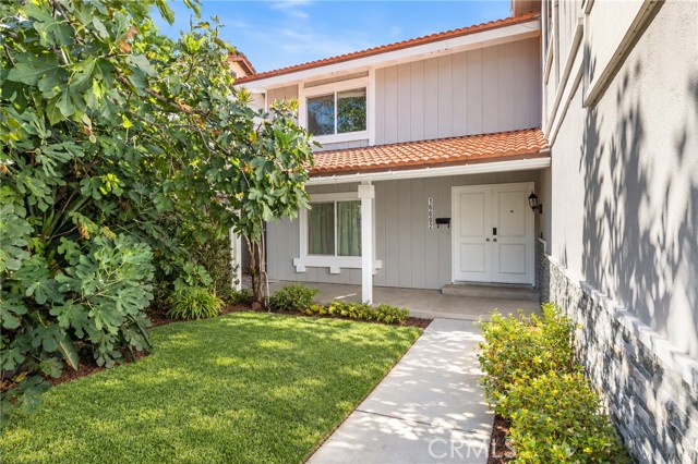 16602 Woodmont photo 4