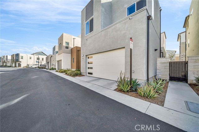 Detail Gallery Image 5 of 46 For 27216 Coyote Bush Ct, Valencia,  CA 91381 - 4 Beds | 5 Baths