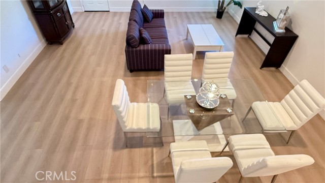 11958 Sunstone Court, Eastvale CA: https://media.crmls.org/medias/fcbdd992-e0f5-429d-a857-5570e47c14d4.jpg