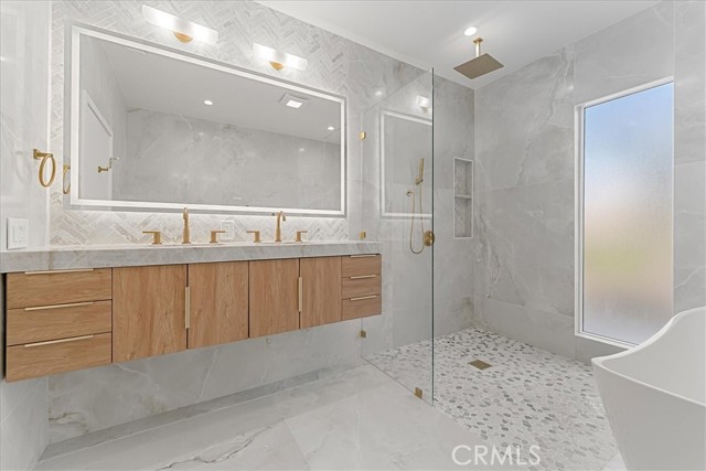 Detail Gallery Image 30 of 36 For 2704 Vista Mesa, Rancho Palos Verdes,  CA 90275 - 5 Beds | 2/1 Baths