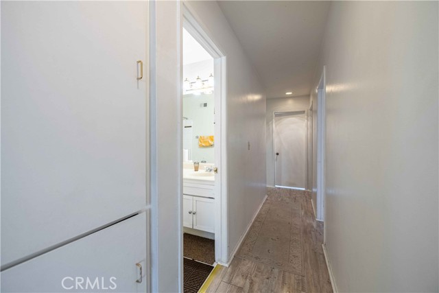 Detail Gallery Image 6 of 18 For 3271 Hilldale Ave, Simi Valley,  CA 93063 - 4 Beds | 2 Baths
