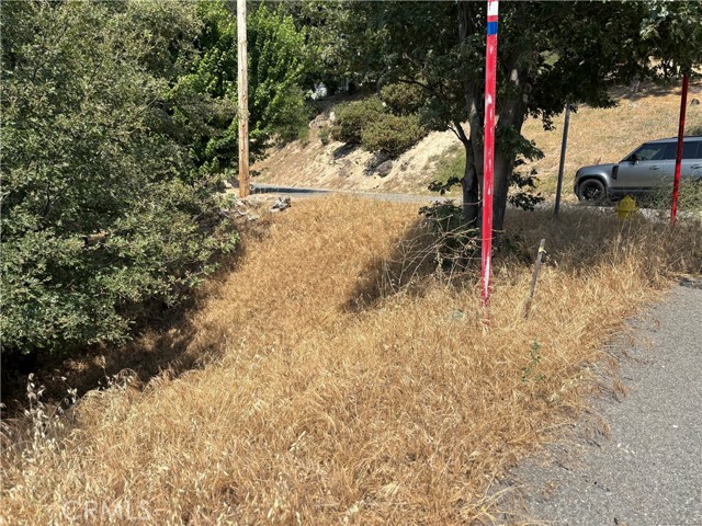 Detail Gallery Image 2 of 6 For 26801 Inyo Ln, Lake Arrowhead,  CA 92352 - – Beds | – Baths