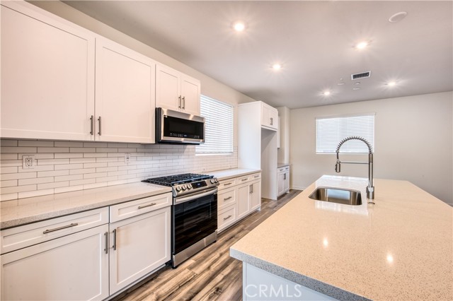 Detail Gallery Image 9 of 32 For 27038 via Caminata, San Juan Capistrano,  CA 92675 - 4 Beds | 3/1 Baths