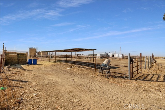 Detail Gallery Image 29 of 58 For 23301 Highway 166, Maricopa,  CA 93252 - 4 Beds | 2 Baths