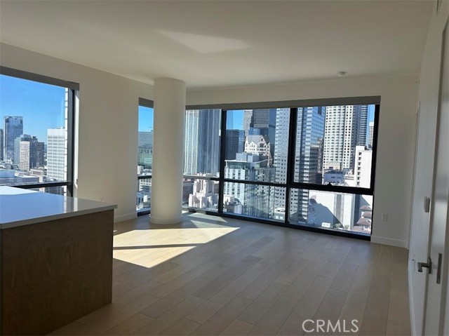 Front Image Thumbnail for CRAR26025375