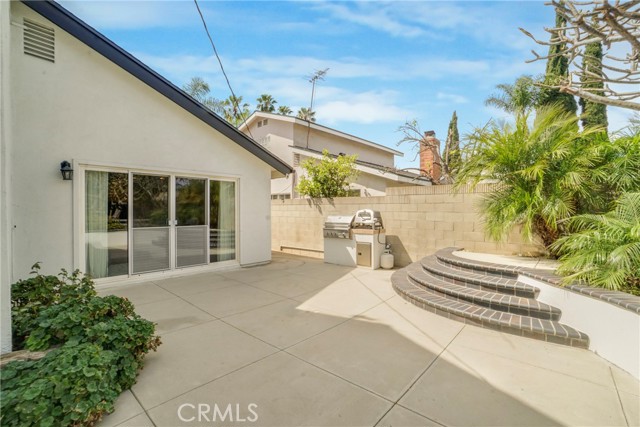 Detail Gallery Image 25 of 30 For 1681 Blueberry Way, Tustin,  CA 92780 - 5 Beds | 3 Baths