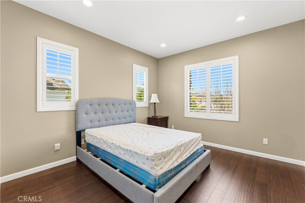 1811 Sheridan - photo 15