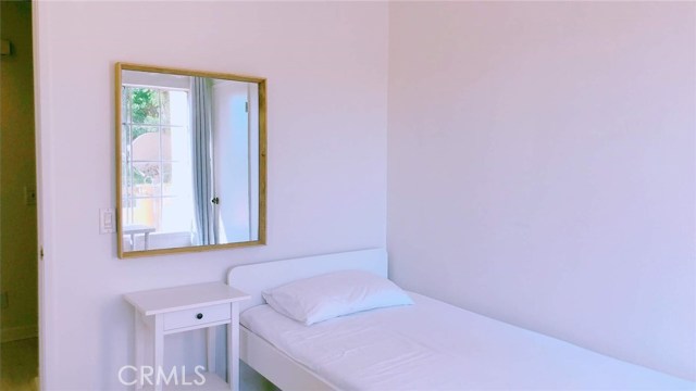 206 Alicante Aisle # 213, Irvine, California 92614, 2 Bedrooms Bedrooms, ,2 BathroomsBathrooms,Residential Lease,For Rent,206 Alicante Aisle # 213,CROC25148586