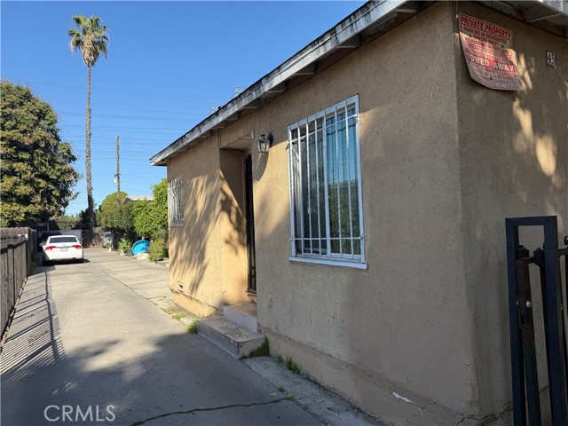 Detail Gallery Image 3 of 11 For 45 E 69th Way, Long Beach,  CA 90805 - – Beds | – Baths