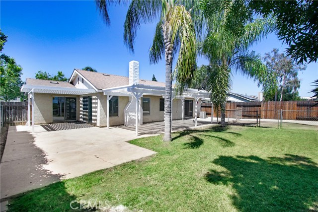 24409 Dunlavy Court, Moreno Valley CA: https://media.crmls.org/medias/fcc432ee-ed59-4fac-8a30-6e5535752ffa.jpg