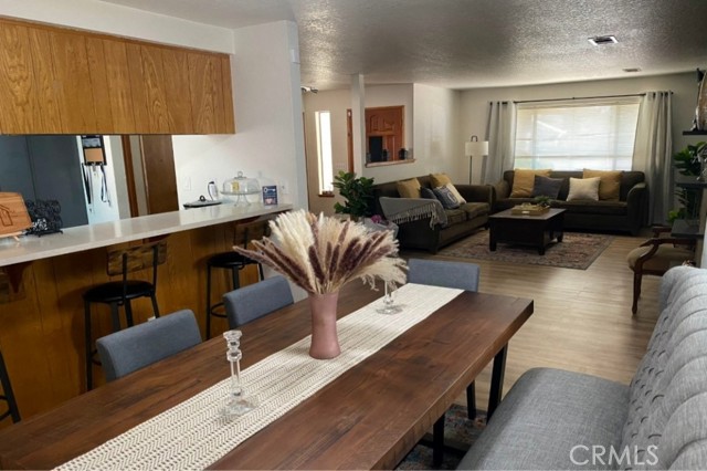 Detail Gallery Image 7 of 14 For 14335 Schooner, Helendale,  CA 92342 - 3 Beds | 2 Baths