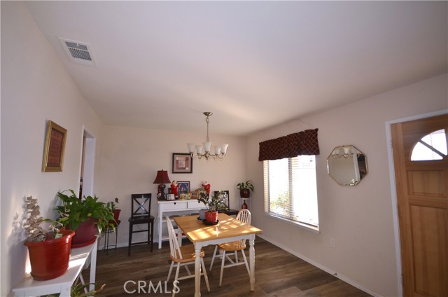 27958 Foxfire Street, Menifee CA: https://media.crmls.org/medias/fcc4ed0f-ed4f-4c02-a6ab-5244eefbe1c9.jpg