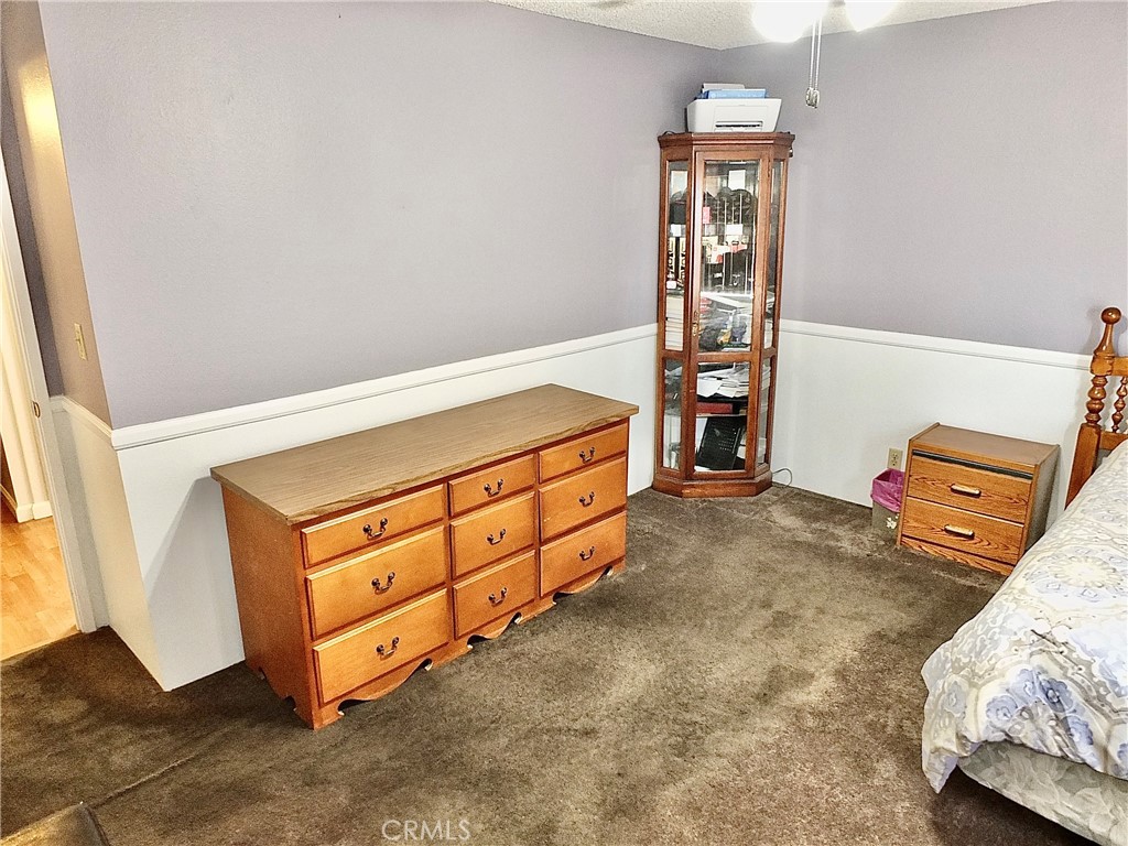 https://media.crmls.org/medias/fcc587ce-4a5a-48dc-b258-50974155b515.jpg?preset=X-Large