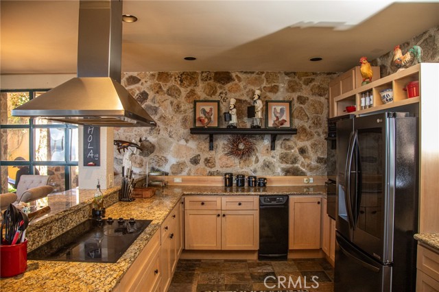 Detail Gallery Image 8 of 44 For 184 Marsella, –,  – 92173 - 5 Beds | 5/1 Baths