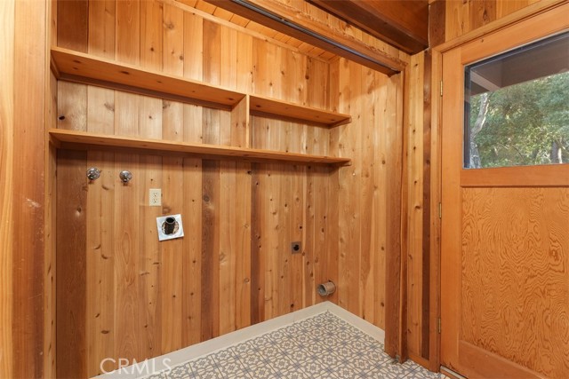 Detail Gallery Image 14 of 32 For 14908 Mill Rd, Silverado Canyon,  CA 92676 - 3 Beds | 2 Baths