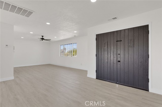 Detail Gallery Image 5 of 28 For 18509 Yuba St, Hesperia,  CA 92345 - 3 Beds | 2 Baths