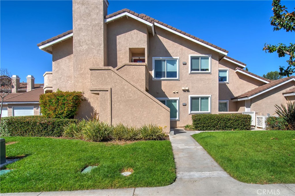 573 Springbrook N