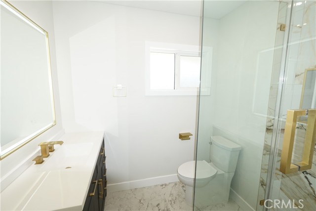 10345 Blucher Avenue, Granada Hills CA: https://media.crmls.org/medias/fcc82e1a-b7d0-4843-87bd-913ee7ffd923.jpg