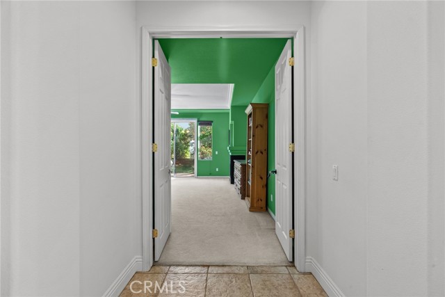 22440 Skylake Place, Saugus CA: https://media.crmls.org/medias/fcc84eee-24a7-44c2-b5ea-d77c6b145f3c.jpg