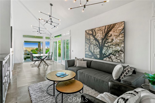 30282 Sonrisa, Laguna Niguel CA: https://media.crmls.org/medias/fcc8fa33-54a5-4649-a0e8-3abd1f374f97.jpg