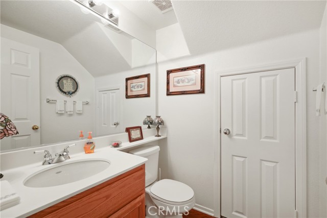 Detail Gallery Image 15 of 73 For 40144 Pasadena Dr, Temecula,  CA 92591 - 3 Beds | 2/1 Baths