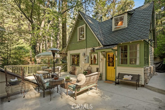 655 Cottage Grove Drive, Lake Arrowhead, CA 92352