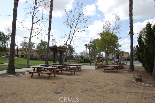 2932 Via Fiano, Ontario CA: https://media.crmls.org/medias/fcca6bdc-4ade-481f-93a8-12f6973491a9.jpg