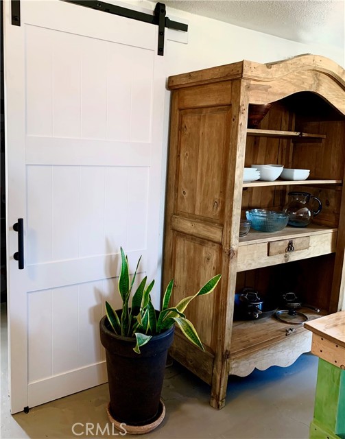 Detail Gallery Image 4 of 43 For 4319 Dusty Mile Rd, Landers,  CA 92285 - 2 Beds | 1 Baths