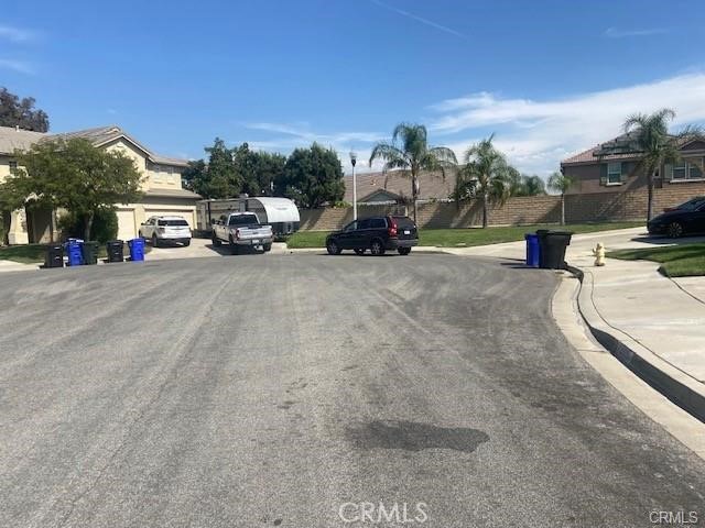 4995 St Albert Drive, Fontana CA: https://media.crmls.org/medias/fccae83b-9ae6-4e5d-ac21-b2cf812873ec.jpg
