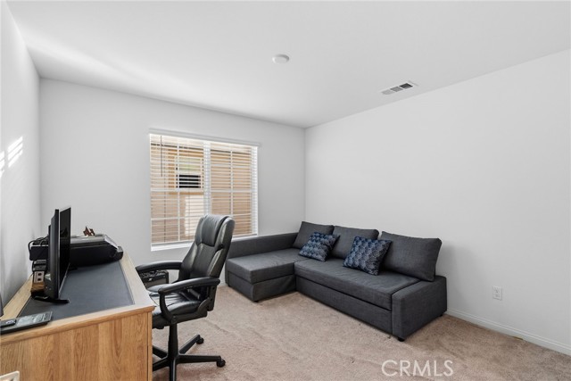 Detail Gallery Image 15 of 35 For 15185 Ridge, Fontana,  CA 92336 - 4 Beds | 3/1 Baths