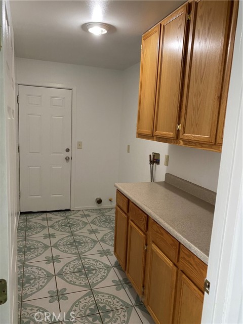 Detail Gallery Image 7 of 9 For 217 E 5th, Perris,  CA 92570 - 8 Beds | 5/1 Baths