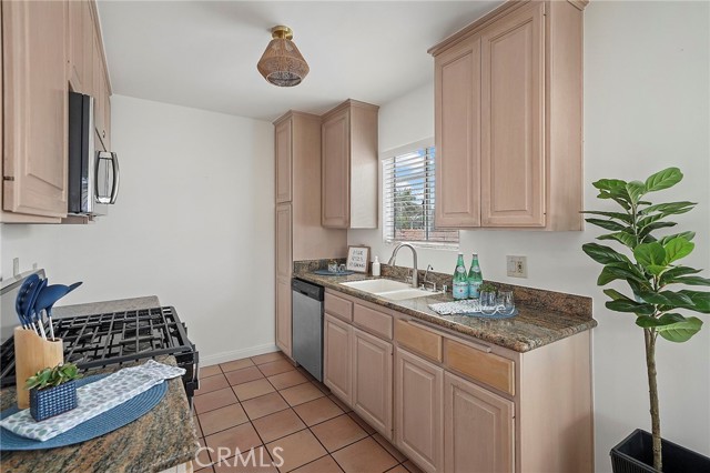 2702 11th Street, 5 photo 5
