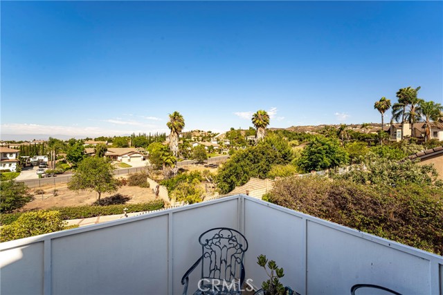2151 Lyon Avenue, Riverside CA: https://media.crmls.org/medias/fcccf836-7ac8-4b4f-8747-54f348991992.jpg