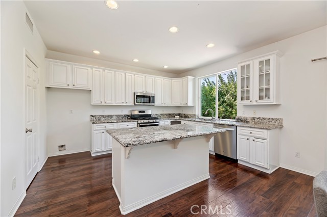 7066 Hayden Avenue, Corona CA: https://media.crmls.org/medias/fccd2354-e143-4d32-8966-198c5d71d4fe.jpg