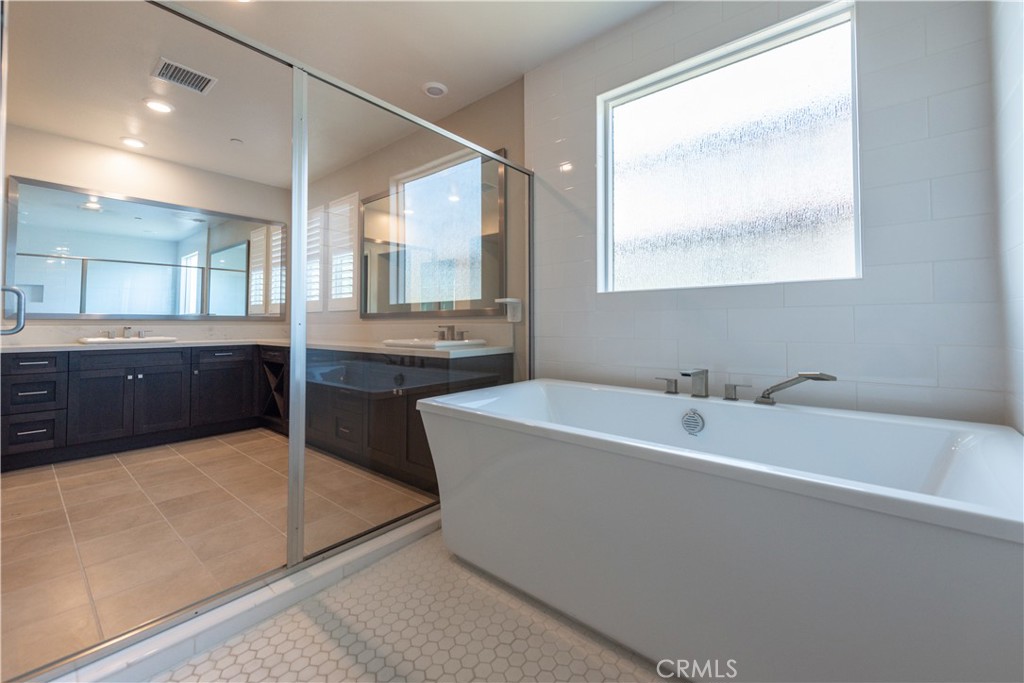 Fccd35f2 8324 4e51 A9bb 2a29b42ed025