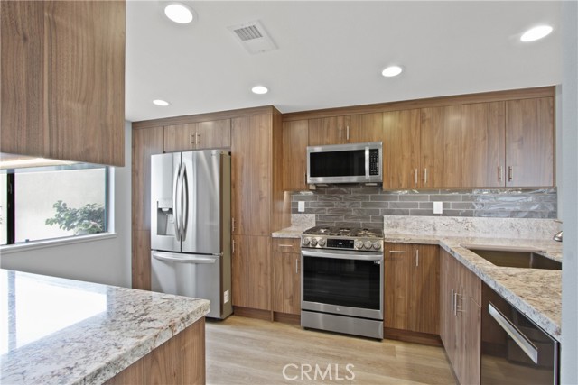 3520 Paseo Flamenco, San Clemente CA: https://media.crmls.org/medias/fcd04147-cd21-4786-8f00-eedac9341772.jpg