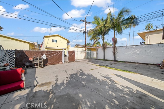 Detail Gallery Image 26 of 37 For 4416 Crocker, Los Angeles,  CA 90011 - 3 Beds | 2 Baths