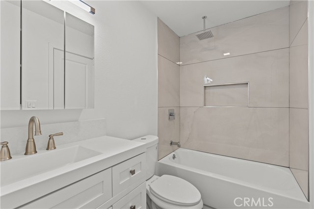 Detail Gallery Image 13 of 22 For 4727 W 147th St #232,  Lawndale,  CA 90260 - 2 Beds | 2 Baths