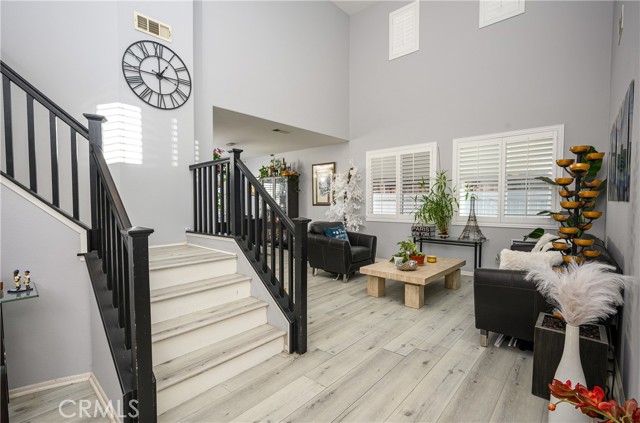 Detail Gallery Image 4 of 25 For 23272 Alta Oaks Dr, Wildomar,  CA 92595 - 5 Beds | 3/1 Baths