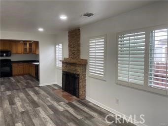 Detail Gallery Image 5 of 16 For 22029 Covello, Canoga Park,  CA 91303 - 3 Beds | 2 Baths