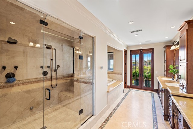 1 Overlook Drive, Ladera Ranch CA: https://media.crmls.org/medias/fcd24b3d-e11b-4eeb-95a8-864b71e9e7e4.jpg