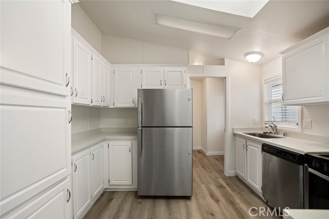 Detail Gallery Image 12 of 37 For 8250 Lankershim Blvd #33,  North Hollywood,  CA 91605 - 3 Beds | 2 Baths
